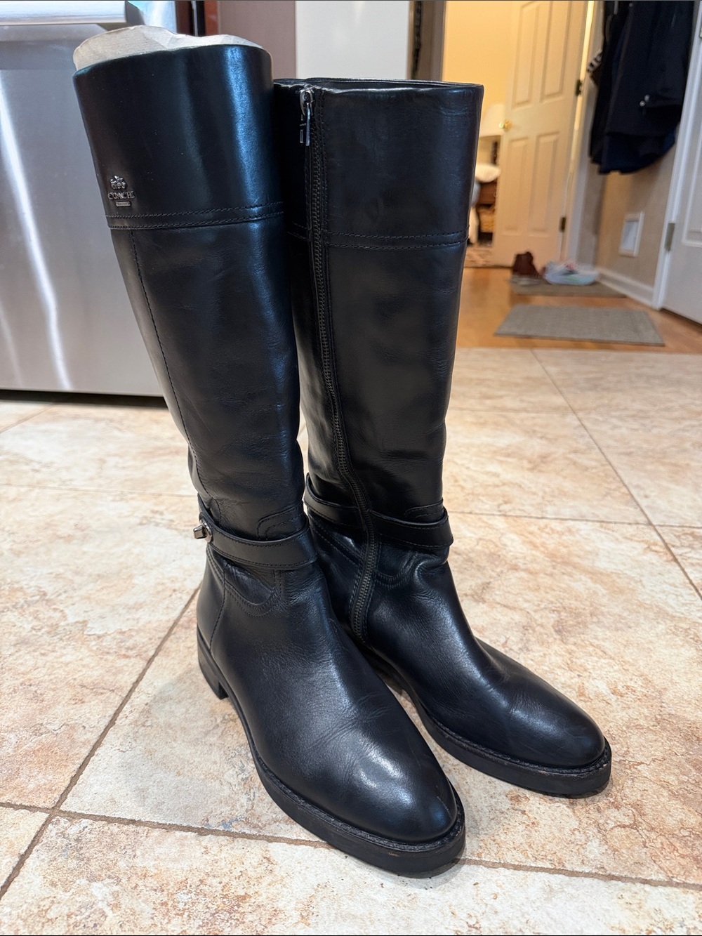 Excellent Condition Black narrow calf coach boots size 10